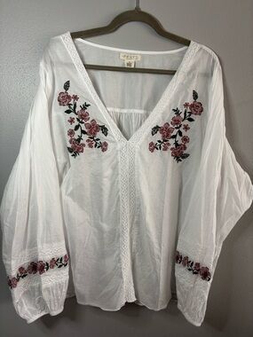 FESTI White Embroidered Floral Boho Blouse 💯 cotton 29-30” Ptp